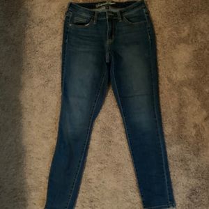 Universal Thread Skinny Jeans 6 short